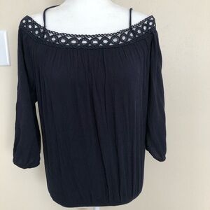 Broadway NYC Fashion Off Shoulder Top